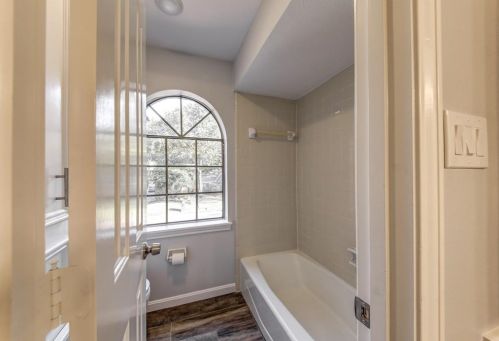 5631 Spring Lodge Dr, Humble TX 77345-1470 exterior