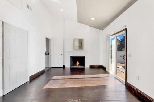 2340 Robinhood Pl, Orange CA  92867-1851 exterior