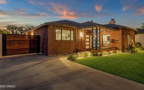 1812 11th Ave, Phoenix AZ  85007-1714 exterior