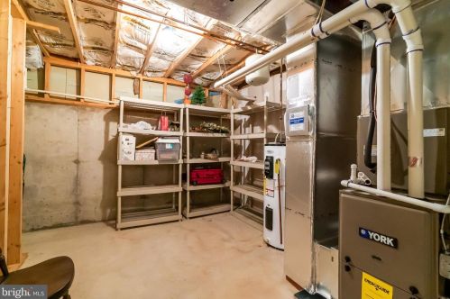 1144 Oxford Cir, Lansdale PA 19446-6652 exterior