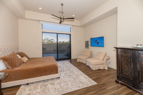 29 Sun Ridge Cir, Rancho Mirage CA  92270-2641 exterior