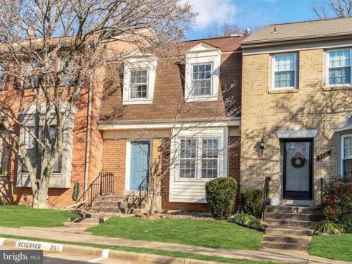 5609 Stillwater Ct, Springfield VA  22015-1844 exterior