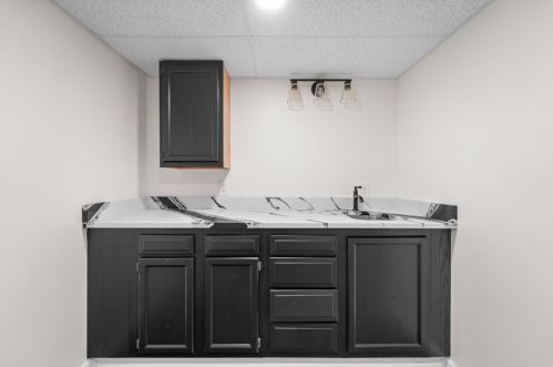 1023 Royal Dr, Canonsburg PA  15317-5004 exterior