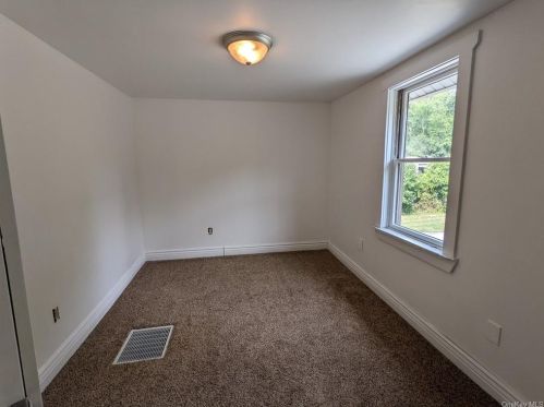 69 Jessup Switch Rd, Florida NY  10921-2900 exterior