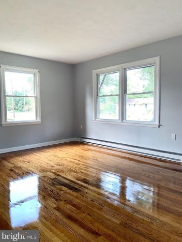 1 Old Barn Rd, Richmond National Battlefiel VA  22835-9008 exterior