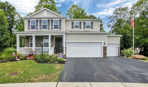 1819 Keela Dr, Pataskala, OH 43062-7121