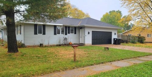 1903 Mitscher Ave, Eau Claire, WI 54701-7719
