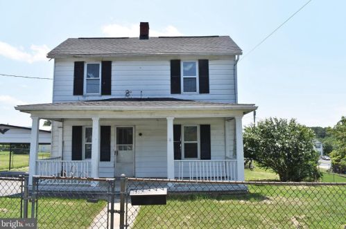 559 Branch St, Strasburg, VA 22657-2026