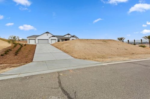 16215 Mariposa Ave, Riverside, CA