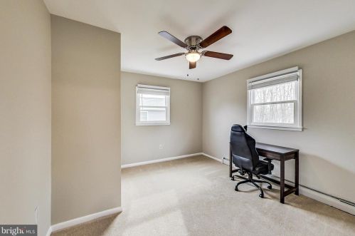 4326 Granby Rd, Woodbridge VA  22193-2514 exterior