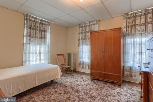 101 Rosanna St, Hummelstown PA  17036-1519 exterior