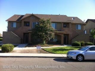 360 Kanai Ave, Porterville CA  93257-2270 exterior