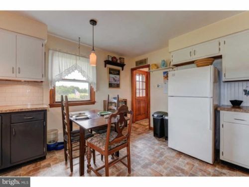 702 Evans Rd, Pottstown, PA 19464-9004