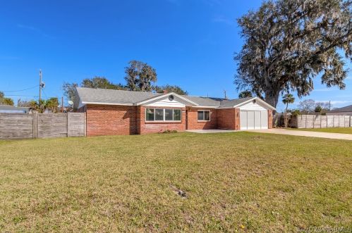 1815 Kumquat Dr, Edgewater, FL 32132-3417