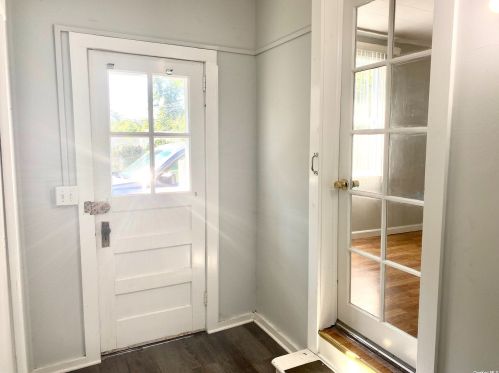 817 Hawkins Ave, Lake Grove NY 11755-1646 exterior