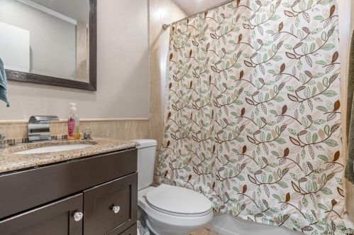 282 Hill St, Lake Elsinore CA  92530-3926 exterior