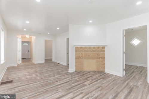 4415 Jay St, Washington, DC 20019-3728