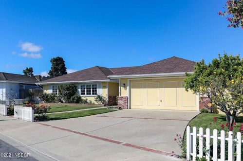 1314 Emerald Dr, Santa Maria, CA 93454-3242