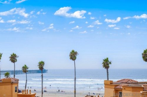 501 Pacific St, Oceanside, CA 92054-1905