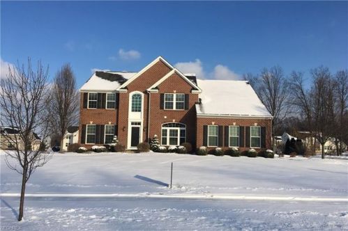 2559 Covington Pl, Avon, OH 44011-2024