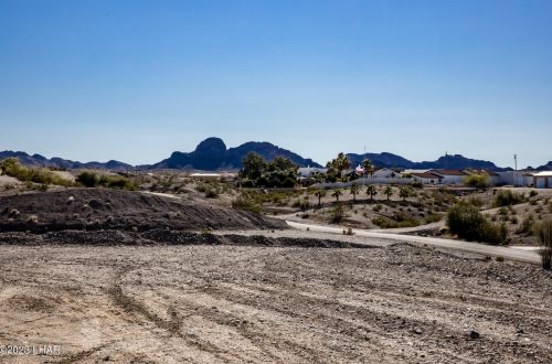 7866 Wagon Wheel Dr, Lake Havasu City AZ  86404-2096 exterior