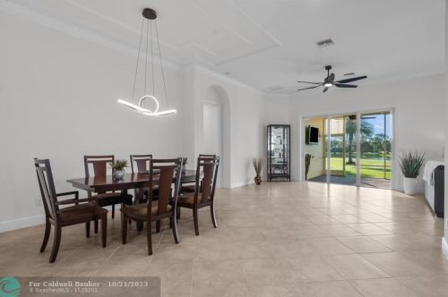10491 Waterway Ln, Fort Pierce FL  34987-2521 exterior
