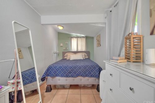 2831 Cade St, Long Beach CA 90805-3326 exterior