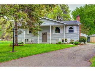 440 Quantico Ln, Minneapolis, MN 55447-3931
