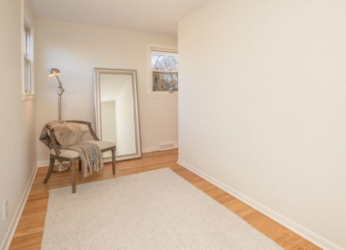 9062 Lake Dr, Milwaukee WI  53217-1974 exterior