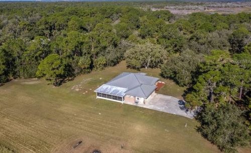 8313 Lightfoot Dr, Nokomis FL  34275-3211 exterior