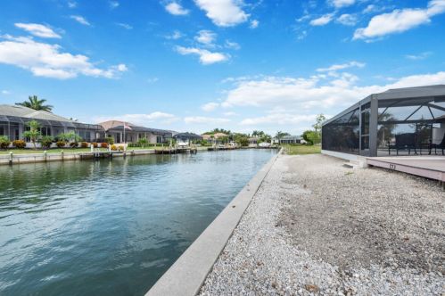 773 Holly Ct, Marco Island FL  34145-1915 exterior