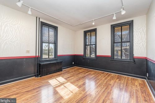 296 2nd St, Highspire PA  17034-1555 exterior