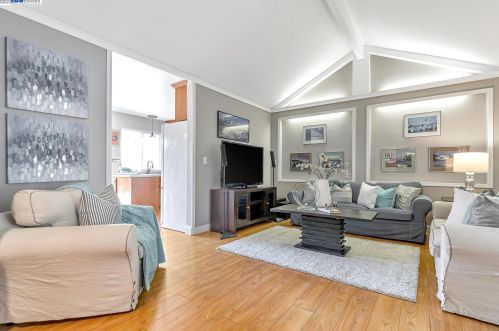 1634 Calle Santa Anna, Pleasanton CA  94566-5927 exterior