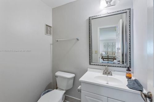 9920 12 St, Hollywood FL 33026-4359 exterior