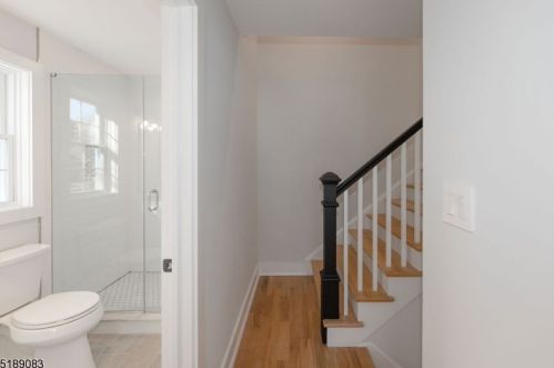 24 Shadow Ln, Berkeley Heights NJ  07922-1816 exterior