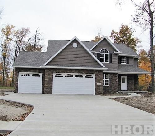 16169 Forest Ln, Findlay, OH 45840-7675