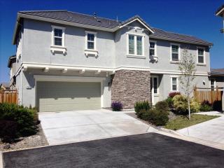 7036 Sacred Cir, Sparks, NV 89436-5476