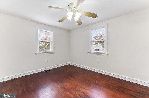 2910 Naamans Creek Rd, Boothwyn PA  19061-2412 exterior