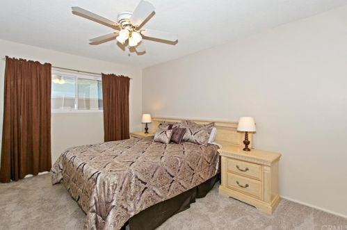 9342 Los Angeles St, Bellflower CA  90706-4446 exterior