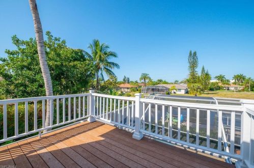 2520 20th Pl, Cape Coral, FL 33904-3229