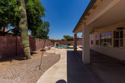 3862 Westchester Dr, Chandler AZ  85249-8950 exterior