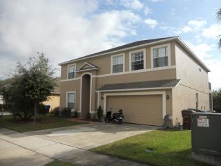 1941 The Oaks Blvd, Kissimmee, FL 34746-3864