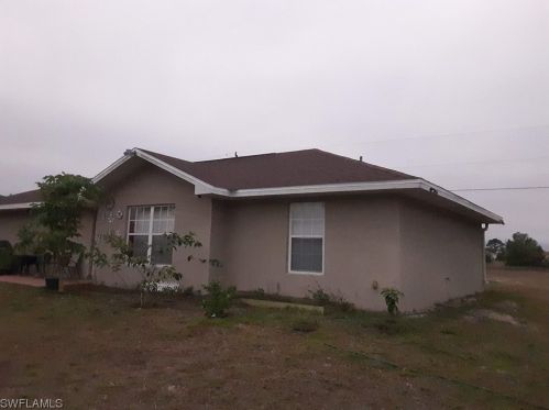 2610 39th St, Lehigh Acres, FL 33976-4520