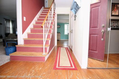 111 Princess Anne Dr, East Freehold NJ  07728-3066 exterior