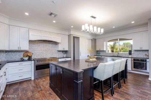 7568 Phantom Way, Scottsdale, AZ 85255-4620