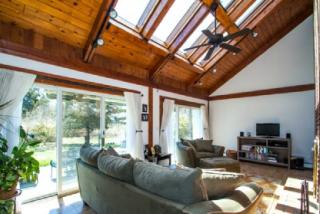 40 Dolphin Way, Northampton, NY 11901-6301