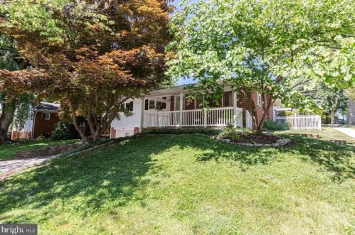745 Hershey Ave, Lancaster, PA 17603-5831