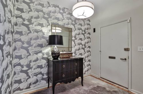 2362 Dana Ave, Cincinnati, OH 45208-1027