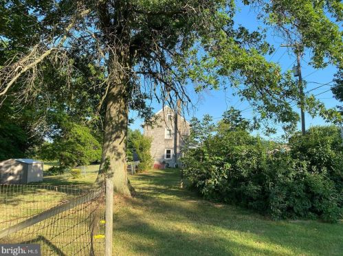 144 Moyer Rd, Pottstown PA  19464-1532 exterior