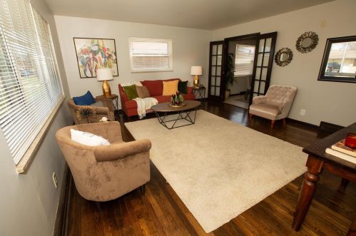 2627 Kenny Ln, Darbydale, OH 43123-3344